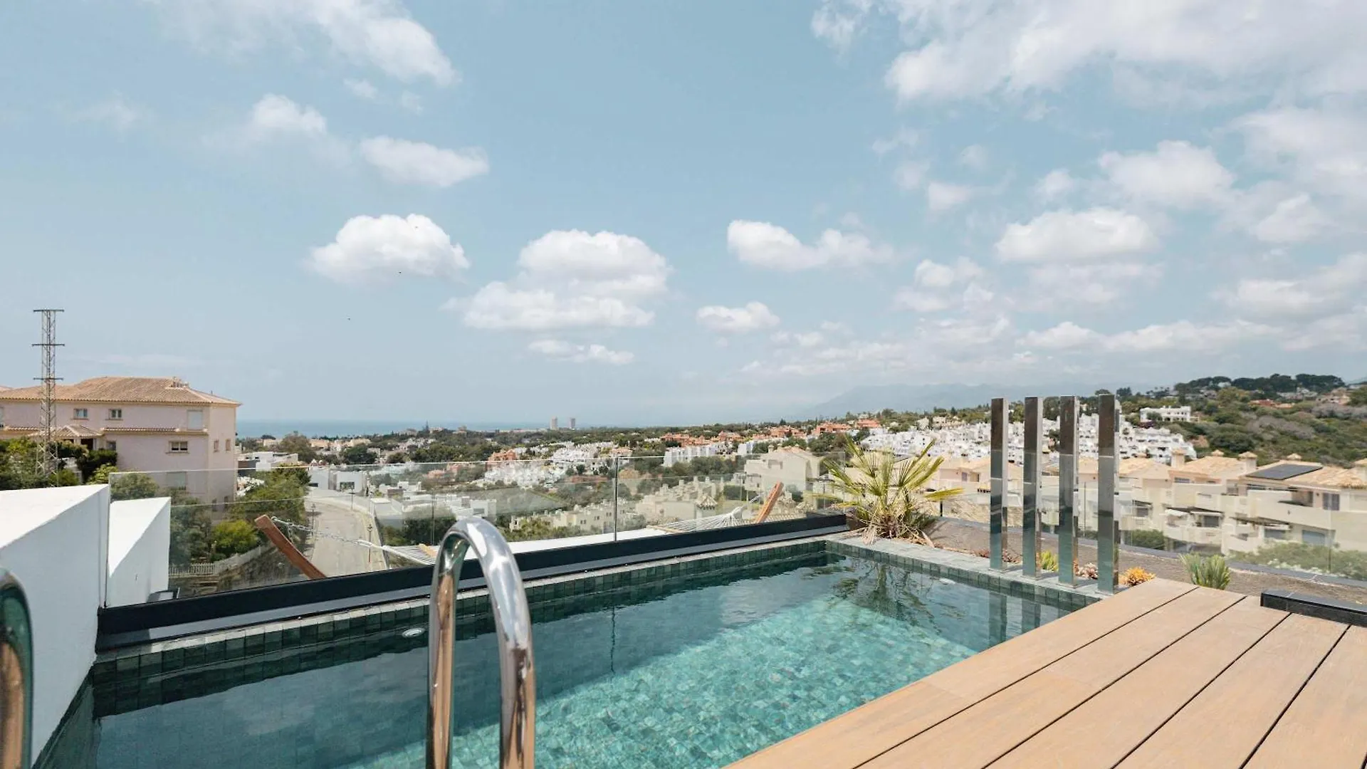 Casa Sol Luxury Rooftop Penthouse Gym Spa Pools Marbella İspanya